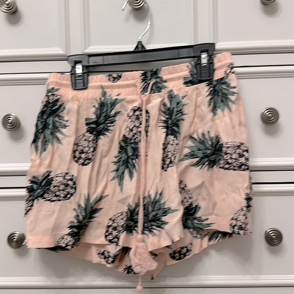 Bb Dakota pineapple shorts